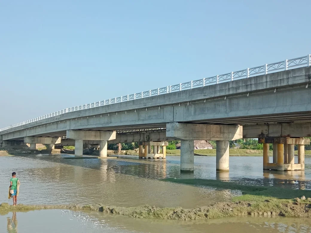 Bridge and railing viewed from the riverbank — Bridge Railing, Rampal, Bagerhat